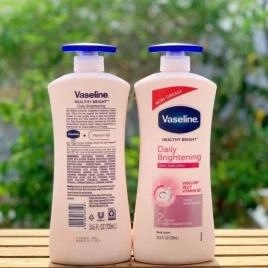 Lotion dưỡng thể sáng da Vaseline 725ml